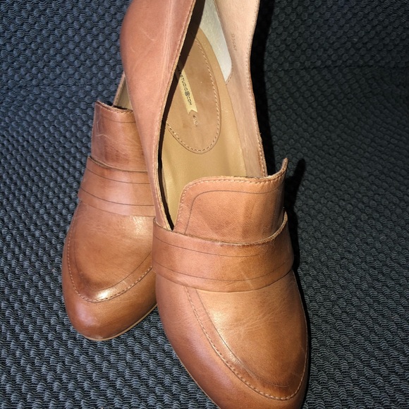 Max Studio Heels - Picture 8 of 12